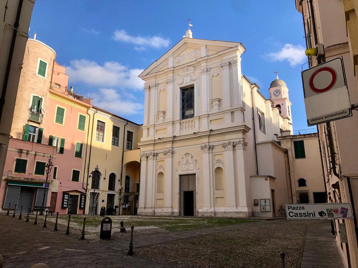 Appartamento Ai Piedi Della Pigna Sanremo Luaran gambar