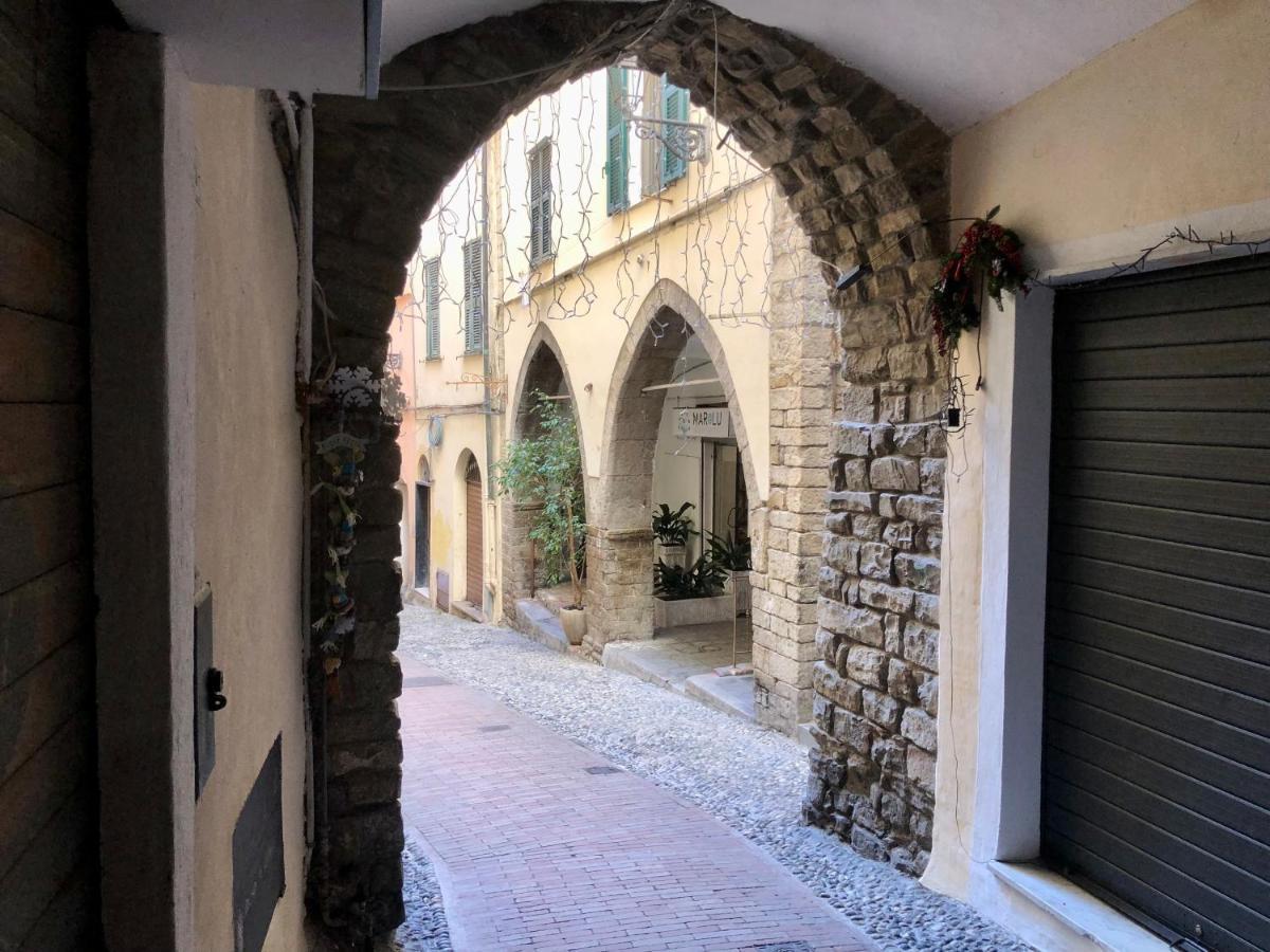 Appartamento Ai Piedi Della Pigna Sanremo Luaran gambar